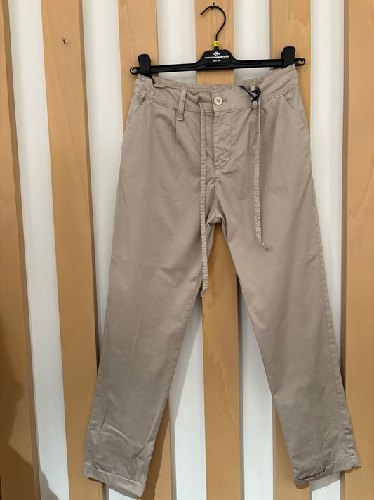Pantalone Beige Elegante